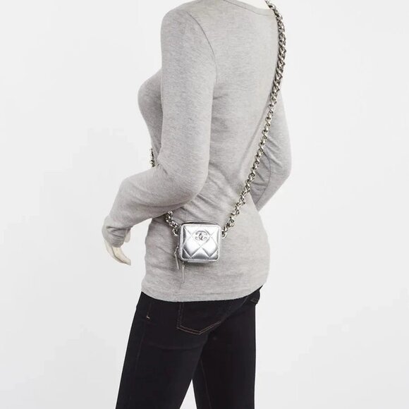 Chanel Metallic Silver Quilted Lambskin Leather Coco Punk Cube Bag - Picture 10 of 11
